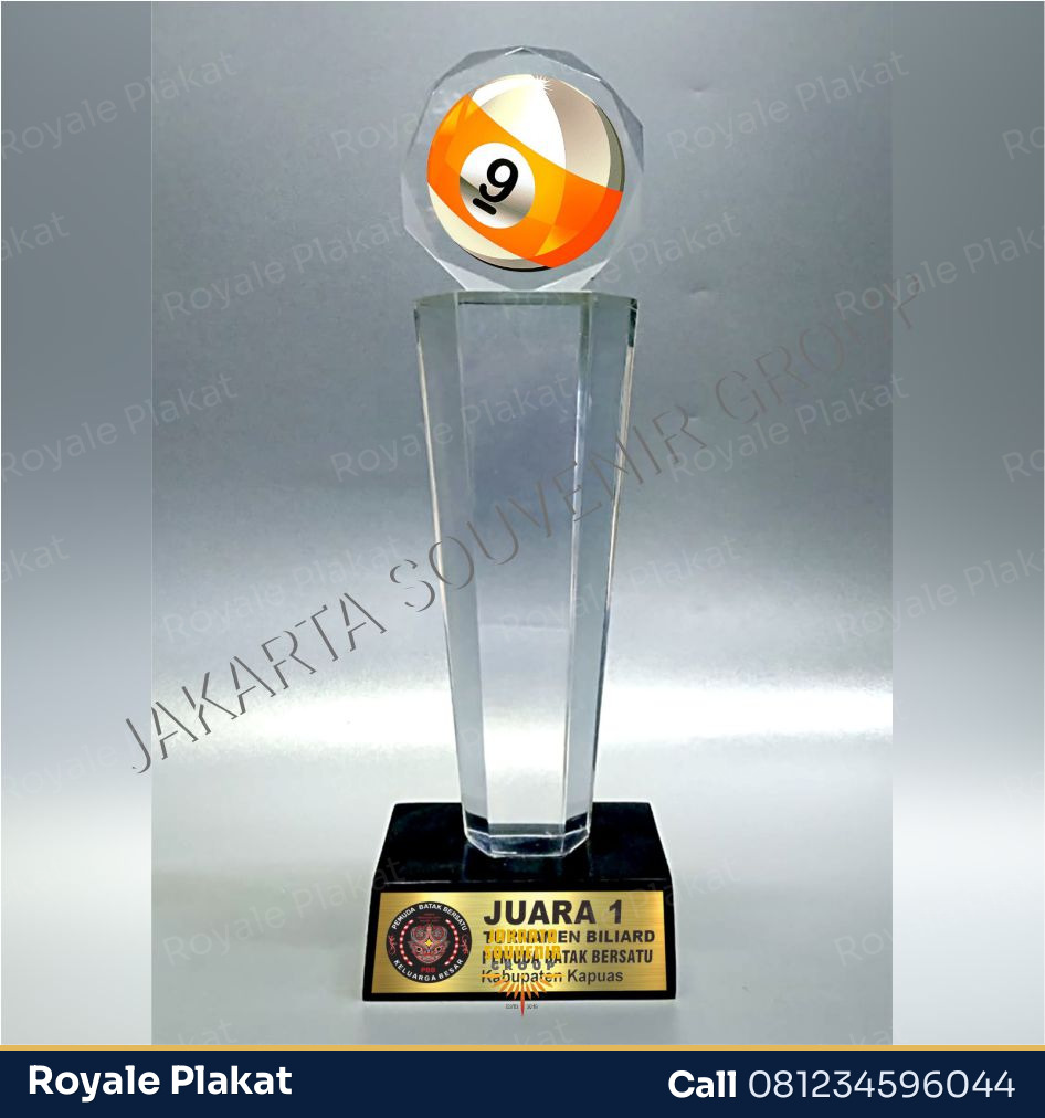 Plakat Kristal Wisuda - First Trophy