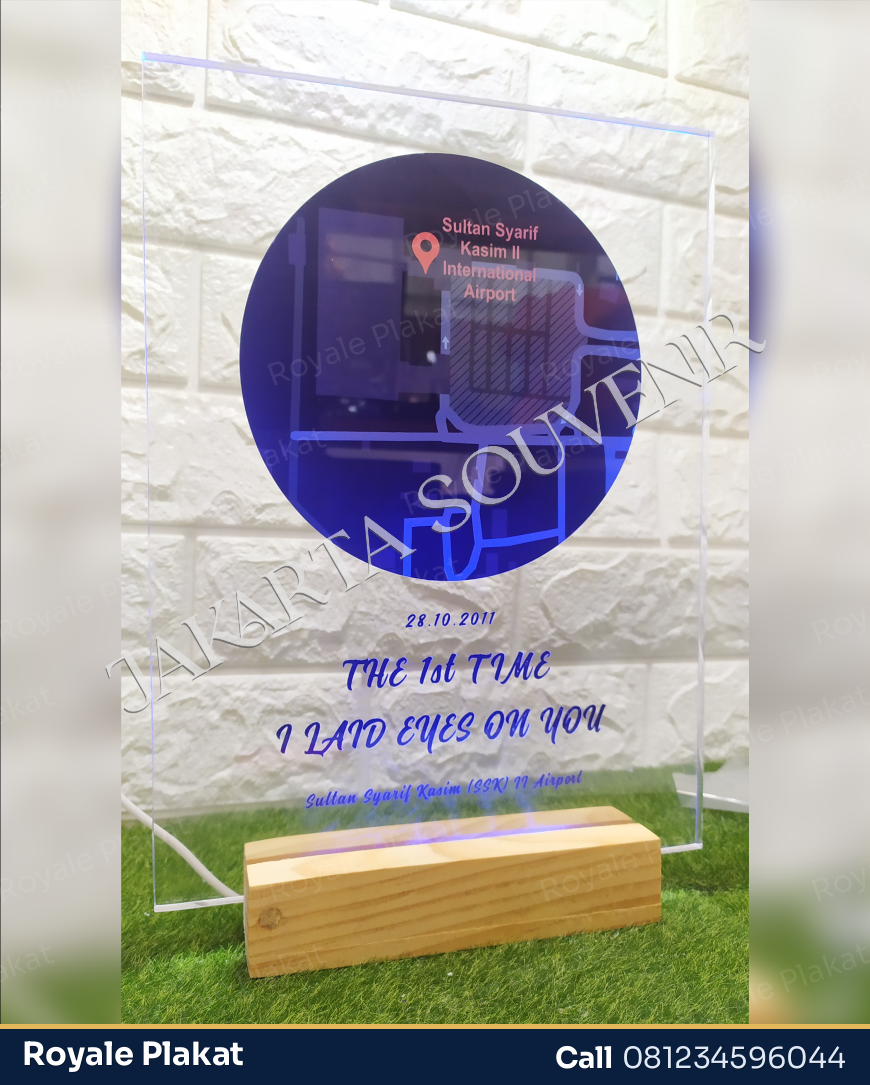 Plakat Akrilik LED Light Up - First Trophy