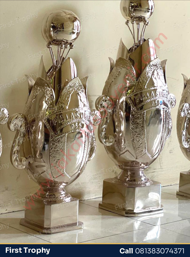 Trophy Big Silver