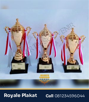 Trophy Fiber Emas