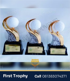 Trophy Golf Mewah