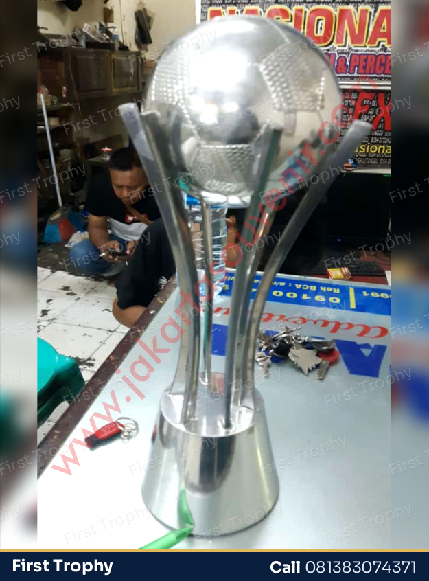 Trophy Bola Timah Silver