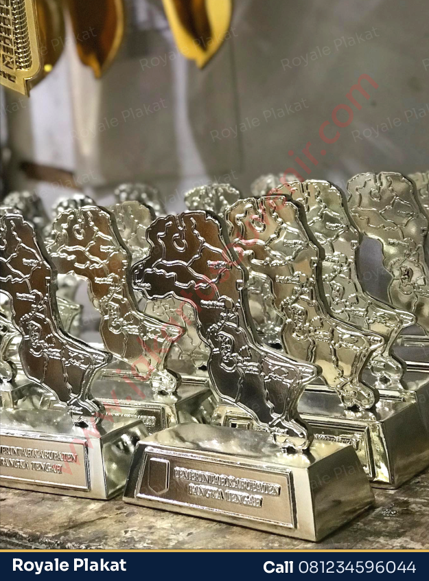 Trophy Plakat Timah Pulau - First Trophy