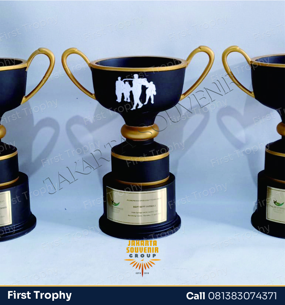 Trophy Fiber Cup Mewah Golf
