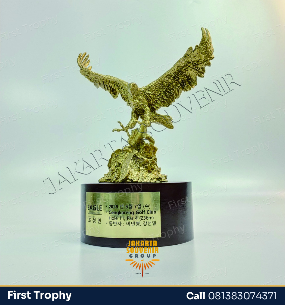 Trophy Fiber Elang Eagle