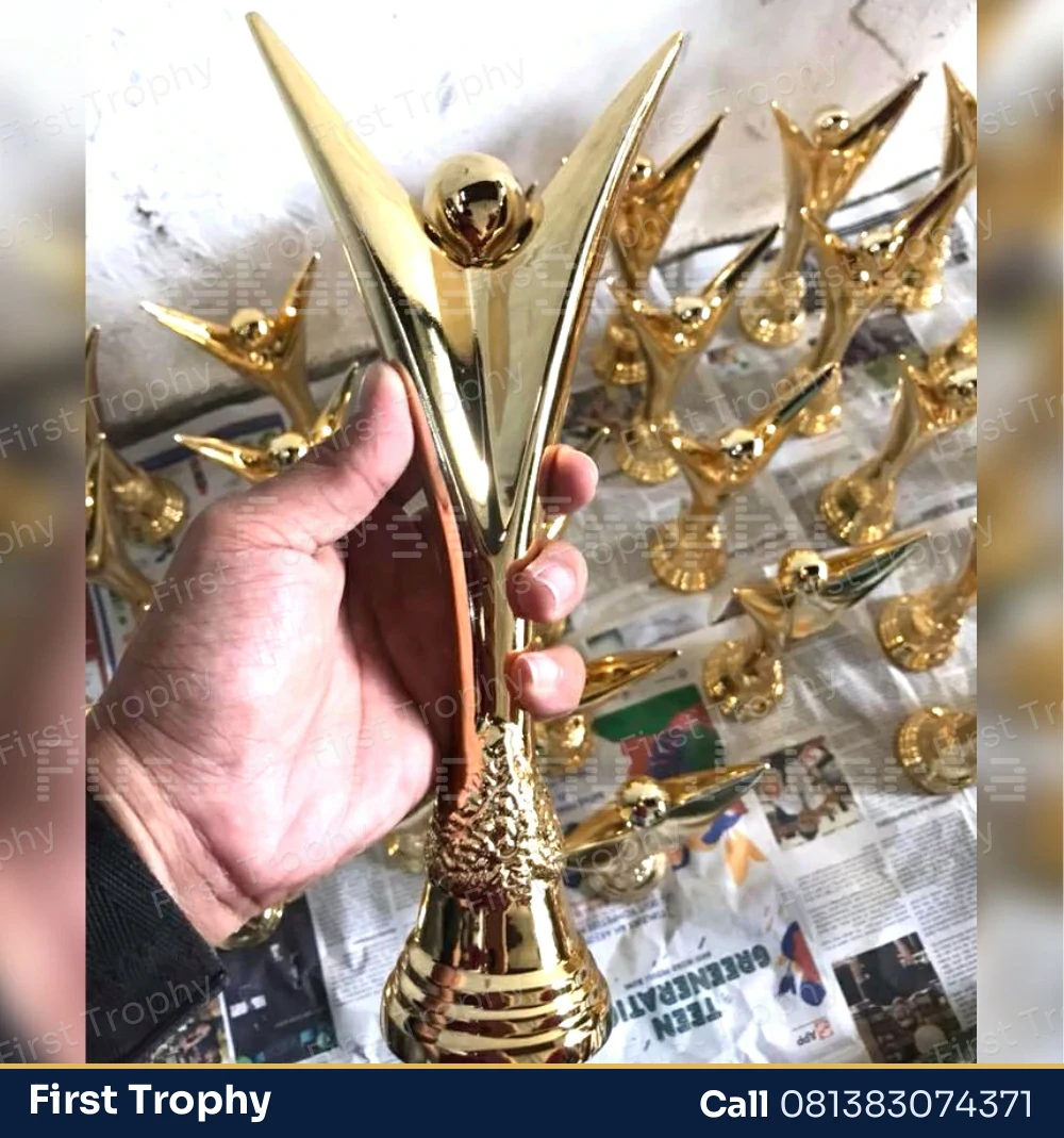 Trophy Award Premium