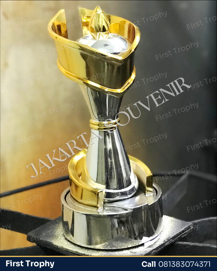 Trophy API Dua Warna