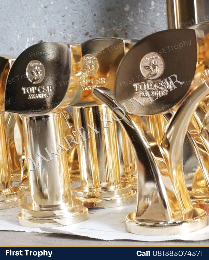 Trophy Top Terbaik - First Trophy