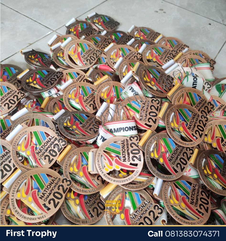 Medali Akrilik Bening Premium