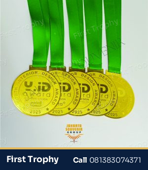 Medali Kuningan Premium