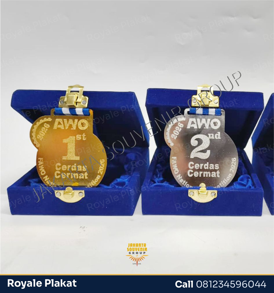 Medali Resin Karakter Cartoon