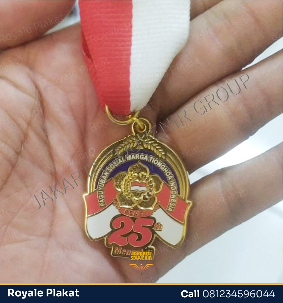 Pin Enamel 3D Premium