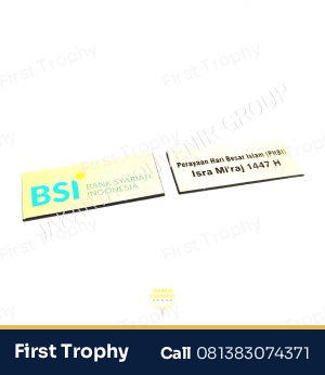 Pin Enamel Persegi