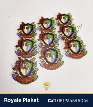 Pin Kuningan Custom