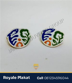 Trinket Custom Resin