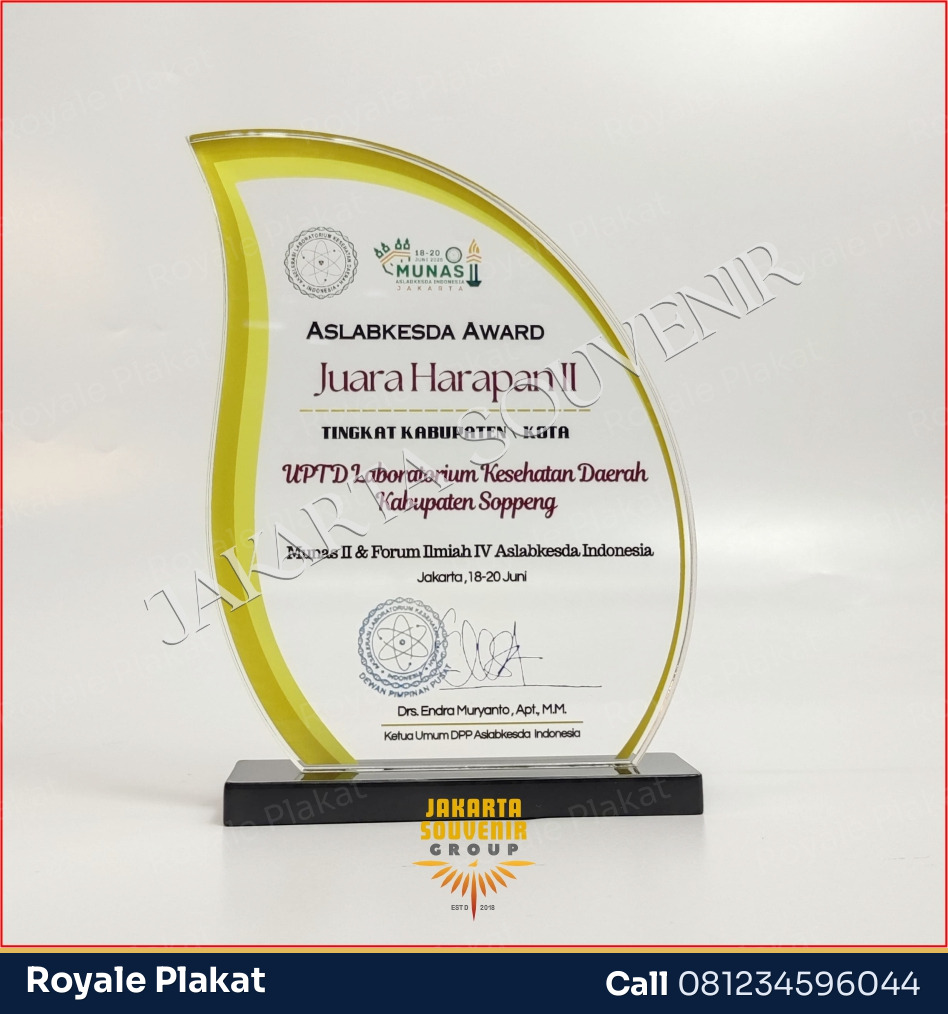 Plakat Akrilik Tetes Air - First Trophy